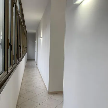 Alemari Luxury Неаполь