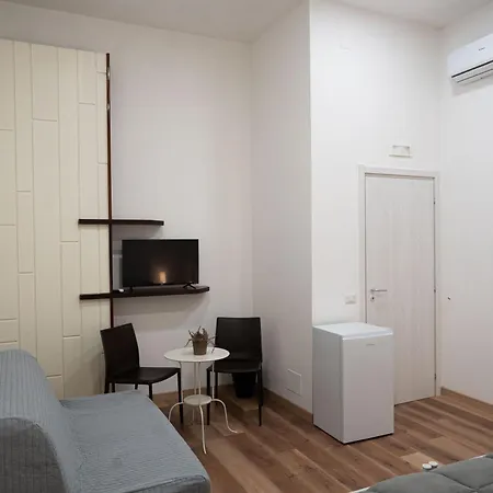 Alemari Luxury * Naples